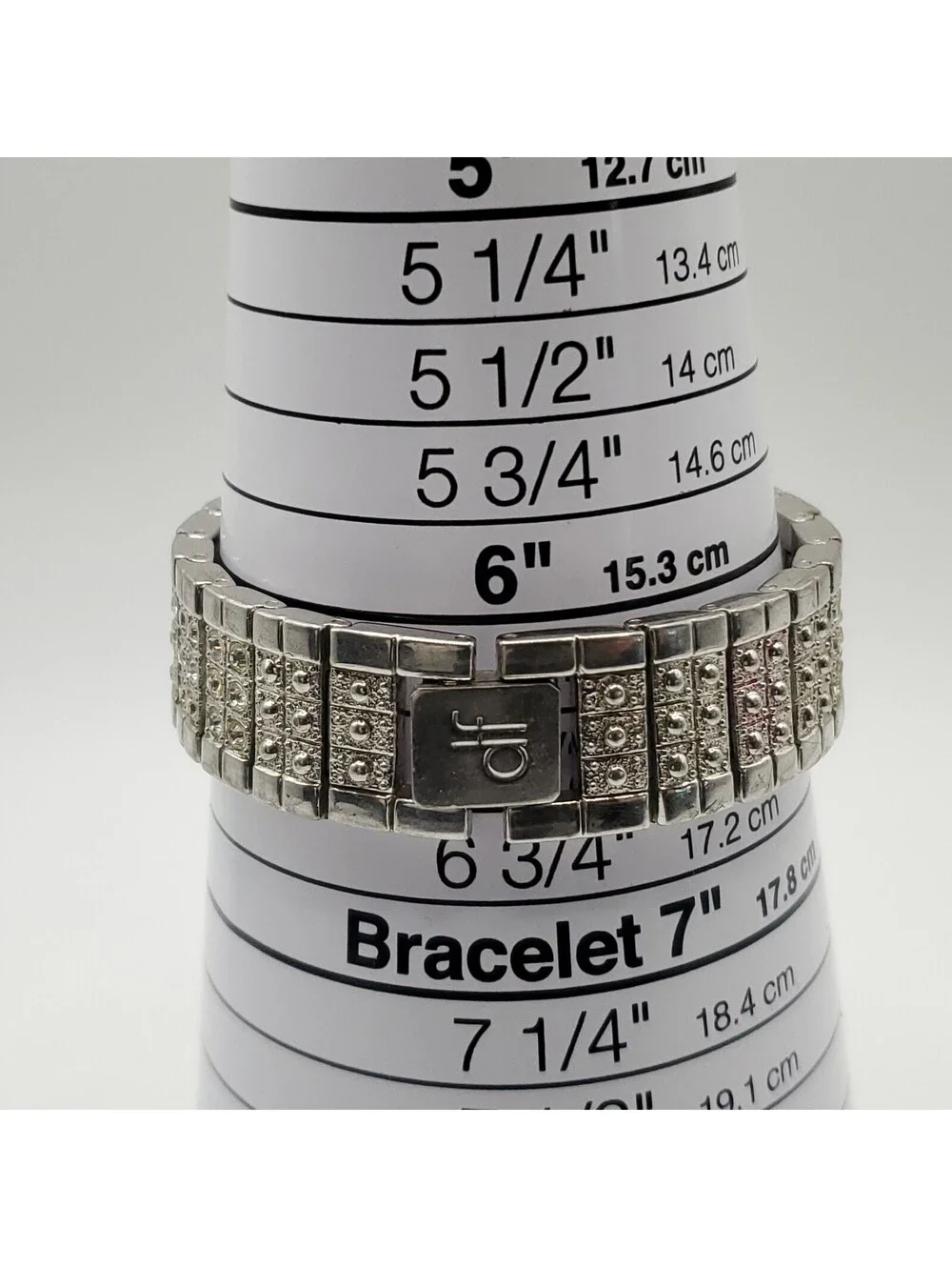 Daisy Fuentes Rhinestone Quartz 18mm Womens Rectangle Watch New Battery 6.5